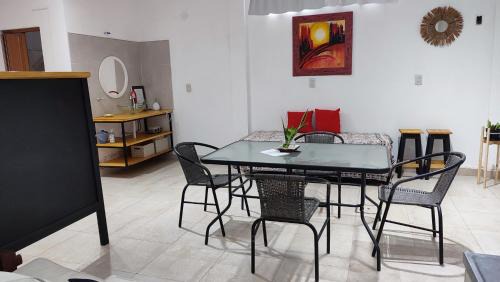 La Banda Apartment | Departamento temporario Banda para 4 personas a 5 min del estadio madre de ciudades y del nodo tecnologico