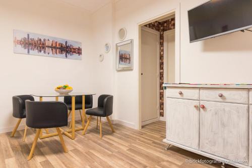 Mar del Plata Apartment | Depto Cálido 26 grados - de 2 Amb en Palacio Árabe