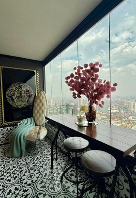 Barrio Italia Apartment | Depto frente al metro Irarrazaval
