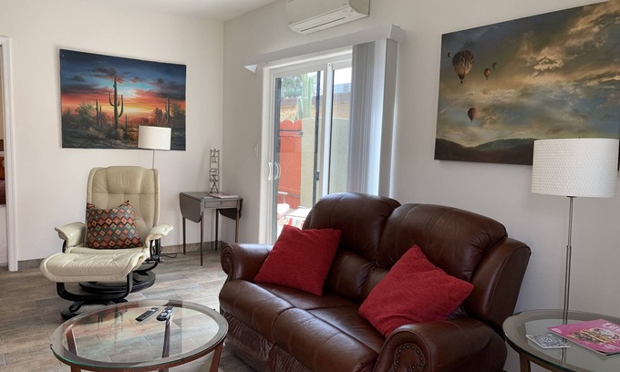 Limberlost House | Desert Morada Casita P 1 BED 1 BATH Dog ONLY! max 2-NO OTHER PETS