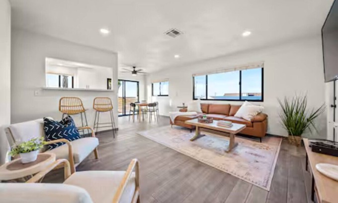 Joshua Tree House | Desert Oasis with Starry Skies