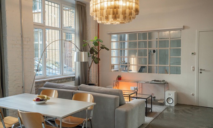 Prenzlauer Berg Apartment | Design Loft/Music Studio in Berlin Centre