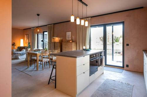 Hjo House | Designer Cabin With Guest House At Lake Mullsjö