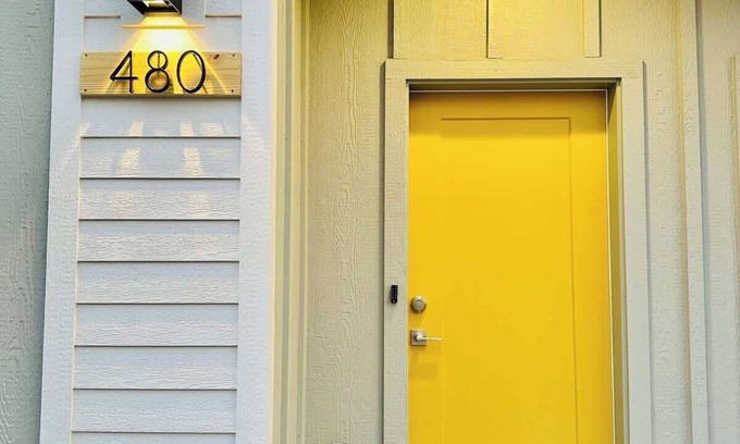 Old Southwest House | Desirable Neighborhood|Pets OK|Sleeps7|480