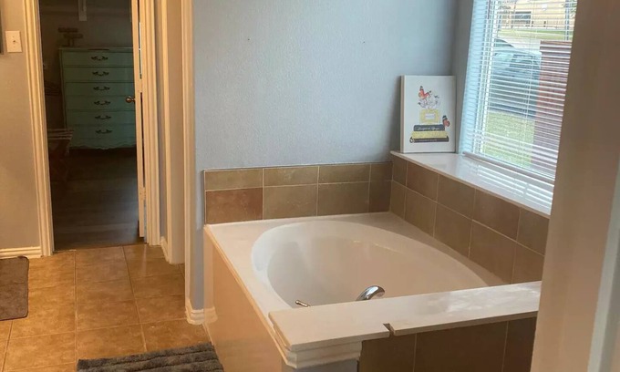 DeSoto House | DeSoto Tx, Sophisticated Home deserves your Stay