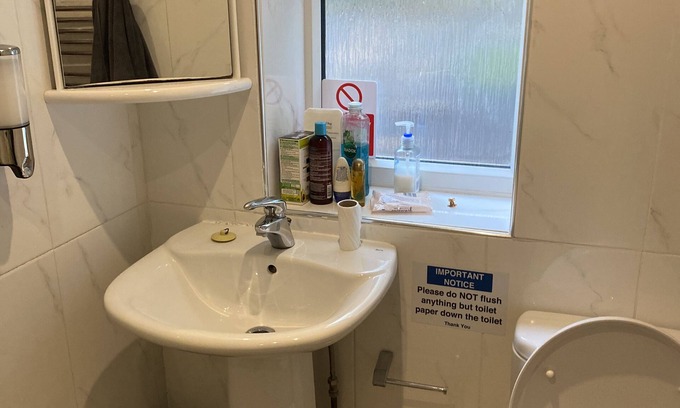 Darenth House | Detached house in private road , 5minutes M25