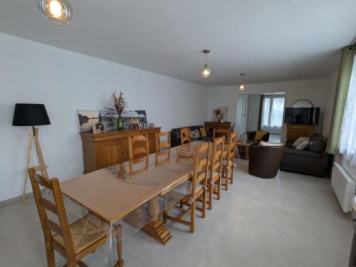 Boulay-les-Barres House | Deux gîtes charmants près d'Orléans avec jardin et parking privatif - FR-1-590-577