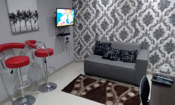 Greater Johannesburg Metropolitan Area Apartment | Diamond Apt with Wifi, Netflix,YouTube& Dstv