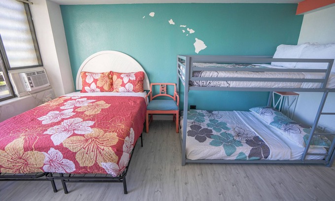 Waikiki Condo | Diamond/Canal/mountain View Cozy condo in amazing Honolulu with AC, fitness room