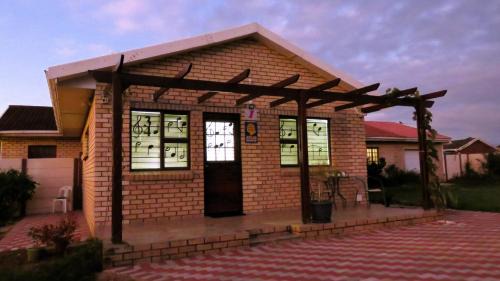 Despatch House | Die Regte Plek