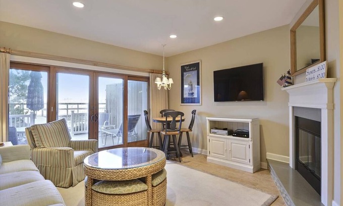 Sussex County Condo | Direct Beach Access | Ocean Views | Central