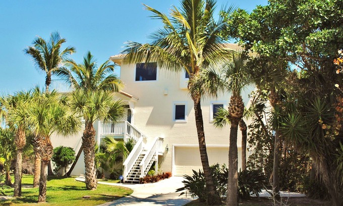 Melbourne Beach House | Direct Ocean Front 5 bedrooms, 5 baths, all ensuite, in Melbourne Beach!