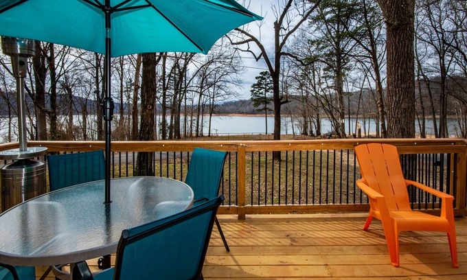 Andersonville House | DISCOUNTS Available, Norris Lake, RARE FLAT lot, Lakefront Ranch Hm, pvt. dock