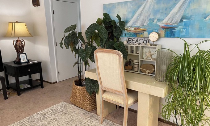 Narragansett House | Discounts For The Spontaneous Getaway! Celebrations, WaterFire, Coastal Serenity