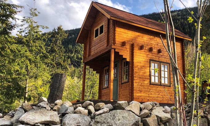 Nelson Cabin | Discover Boho Bungalow: Peaceful and Relaxing Cabin with Breathtaking Views!