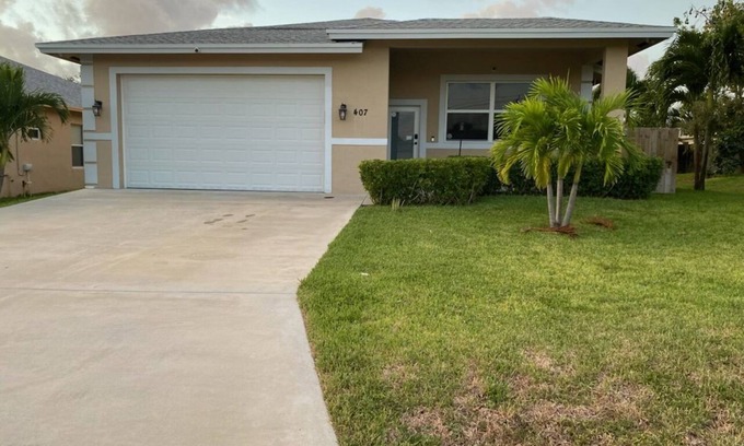 Boynton Beach House | Discover Boynton Beach charm, just a quick ride to vibrant Atlantic Ave