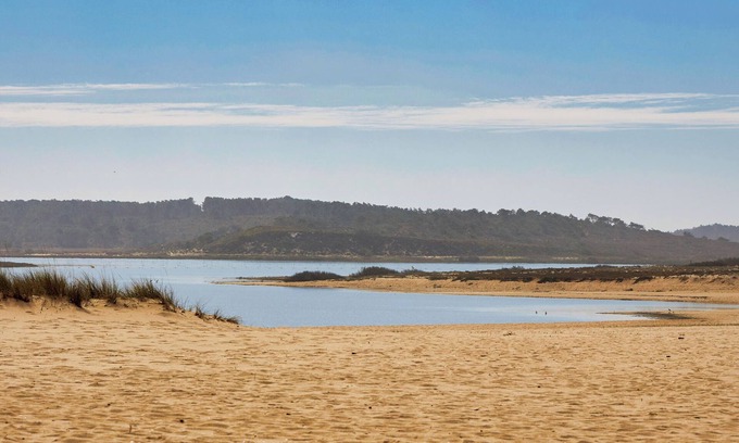 Santiago do Cacem Apartment | Discover a paradise: stunning beaches, golf courses and historic sites