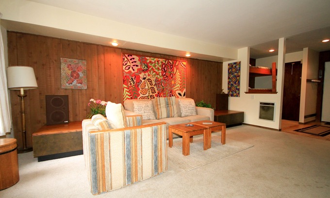 Mammoth Lakes Condo | Discovery 4 #133 1 Bedroom 1 Bath