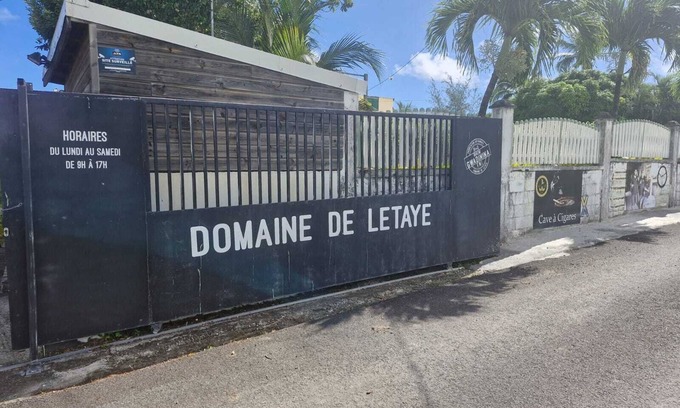 Gardel House | Distillerie domaine de letaye in the countryside 15 minutes from the town center