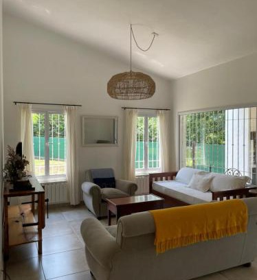 Villa San Lorenzo House | DIVINA Y COMODA CASA EN SAN LORENZO PARA 5 PERSONAS!