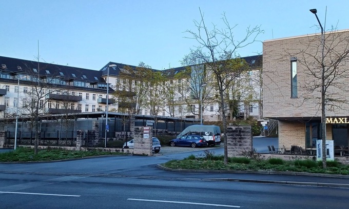 Frauenland Apartment | DND Design Loft I 170qm I Parken I Balkon I Workstation I Ne - Design Loft: 170m² Parken Netflix