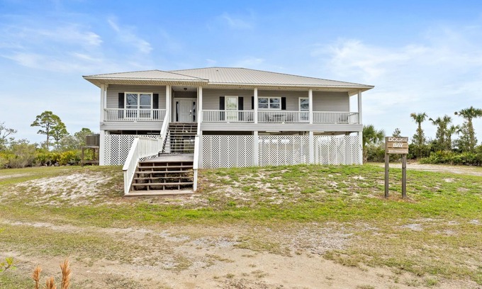 Cape San Blas House | Dock of the Bay Scallop Season + Special Rates Available!