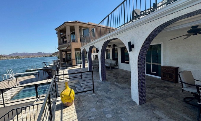 Cienega Springs House | Dockside Dream on the Parker Strip