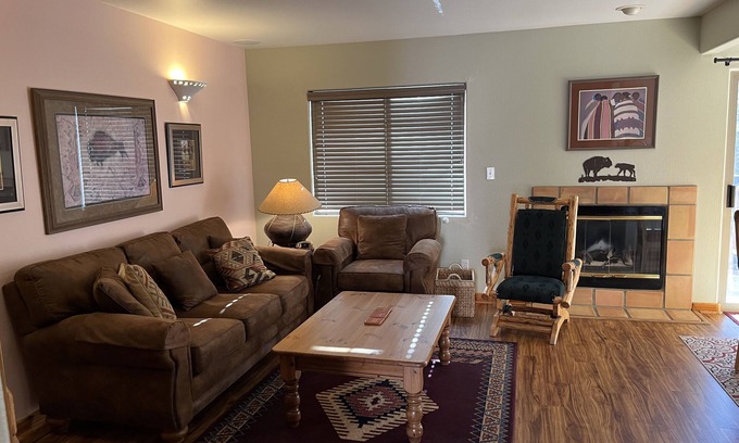 Moab South Valley Condo | Dog Friendly 2B/2Ba Townhome near Moab Golf Course