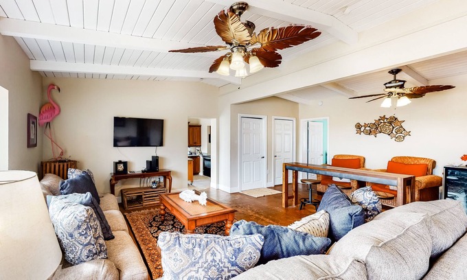Villa Segunda House | Dog-friendly beach home with expansive deck, amazing views, & outdoor shower