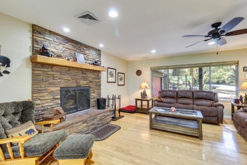 Pinetop House | Dog-Friendly Home on Pinetop Lakes Course!