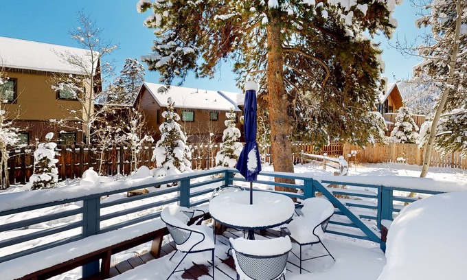 Frisco House | Dog-friendly home with large yard, 3 fireplaces, & hot tub - near lake & skiing