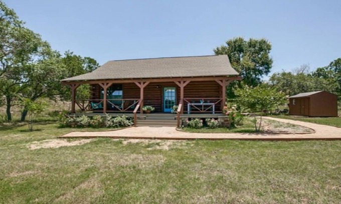 Boerne Cabin | Dog Friendly Private Luxury Cabin in The Texas Hill Country.