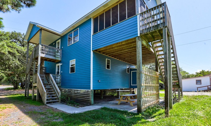 Frisco House | Dog-friendly, waterfront home w/sound access, patio & WiFi - walk to the beach