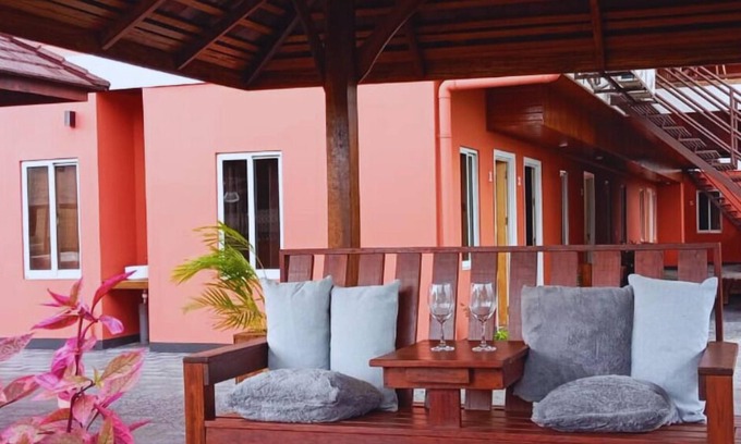 Paramaribo Apartment | Dolfijn Studios