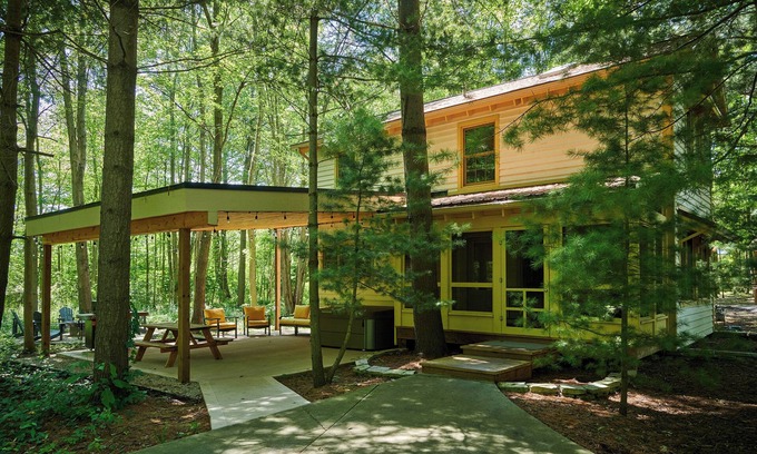 Fennville House | Dollybrook Cottage 1: Shared pool(closed for the season), private hot tub, pet friendly
