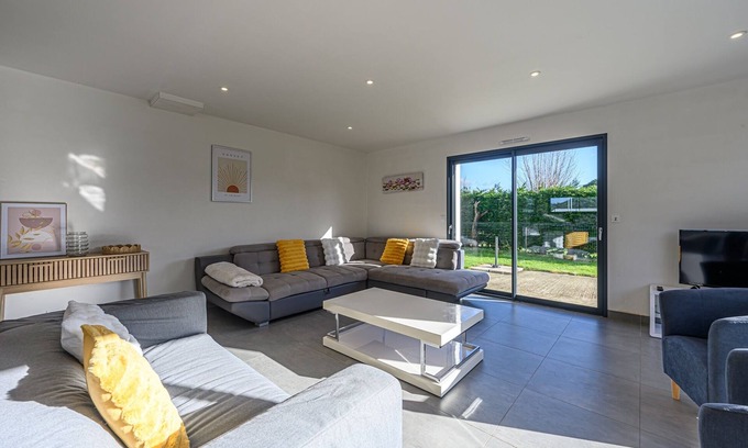Damgan House | Domaine de Larmor - Maison contemporaine proche plages