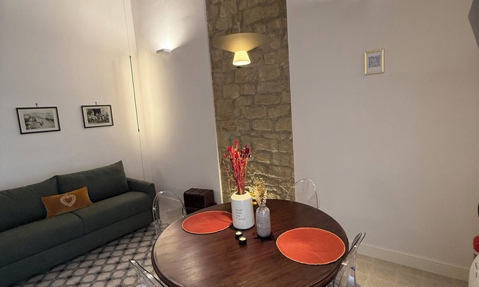 Vasto House | DOMUS RAFFAELE, True and Unique Heart of Naples, a stone's throw from Piazza Garibaldi