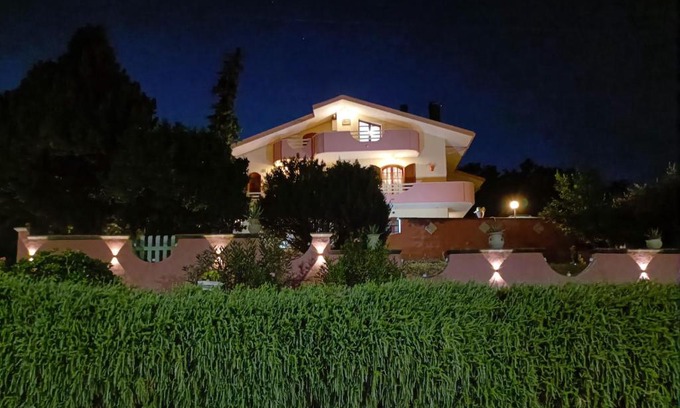 Ripa Teatina Apartment | domus rosada