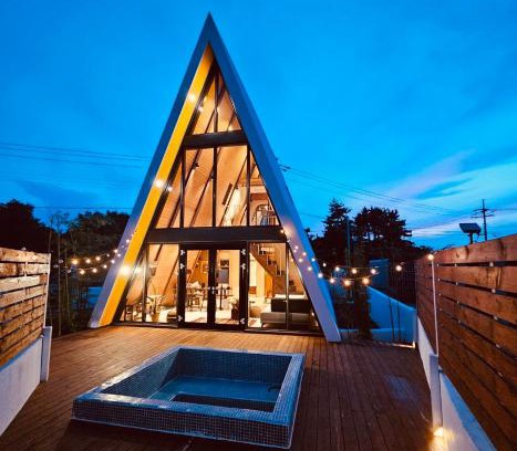 Gujwa House | Dongbok Sanjang Jeju