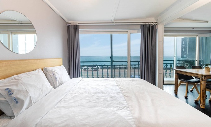 Donghae House | Donghae Donghaeleulkeulida Pension