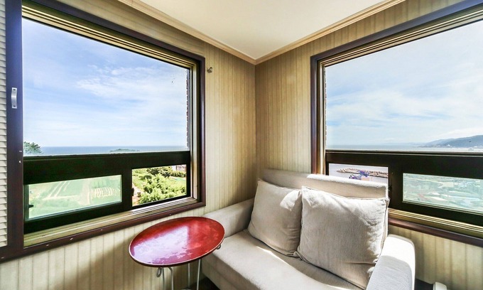 Yeongdeok Hotel | Donghae Maritime Tourism Hotel