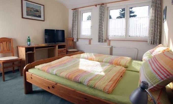 Bad Zwesten Cottage | Doppelzimmer - Restaurant-pension Bürgerhof