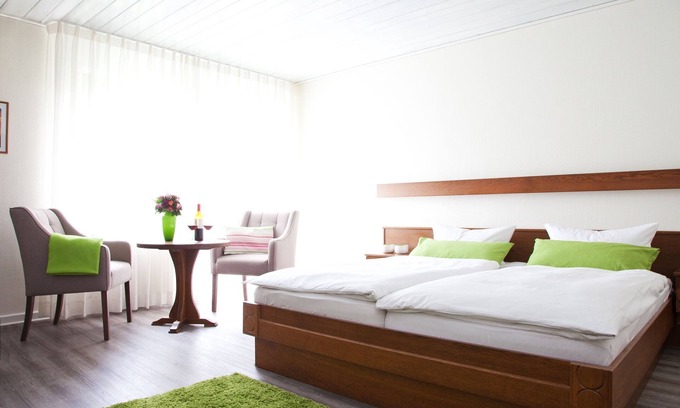 Eslohe Apartment | Double room B - approx. 22sqm - with balcony