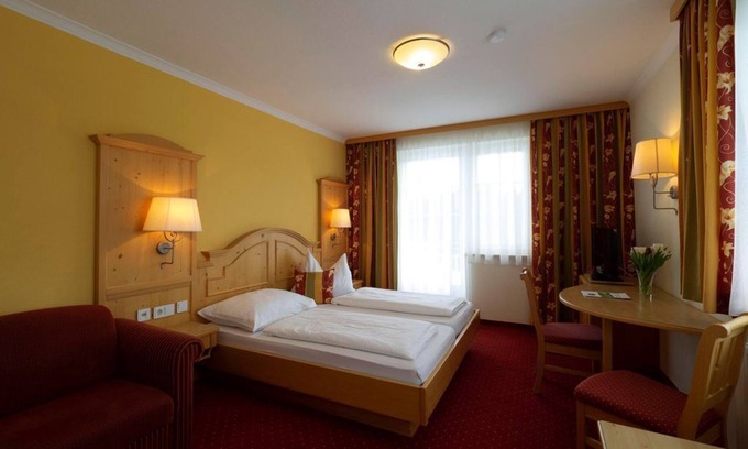 Sankt Jakob im Walde House | Double room, shower, WC - Das Leitner