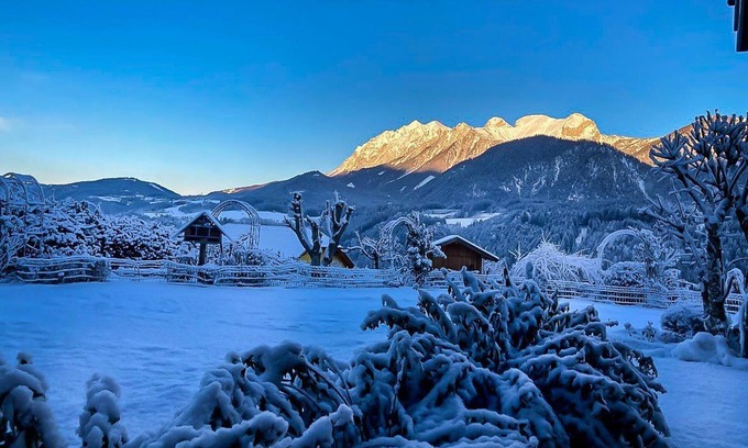 Haus im Ennstal Cottage | Double room standard breakfast - Cafe Pension Kitzer