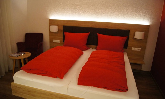 Obersulm Apartment | Double room summer - Winzerhof am Schlierbach