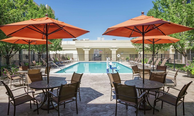 Northfield Hotel | DoubleTree by Hilton Denver Central Park