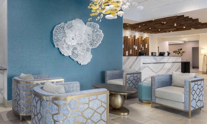 Wilmington Hotel | DoubleTree by Hilton Wilmington, NC