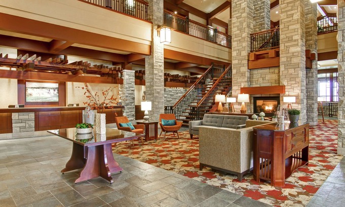 Fallsview Resort | DoubleTree Fallsview Resort & Spa by Hilton Niagara Falls