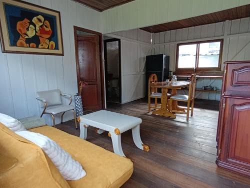 Macas Apartment | Downtown cabin for families in Macas